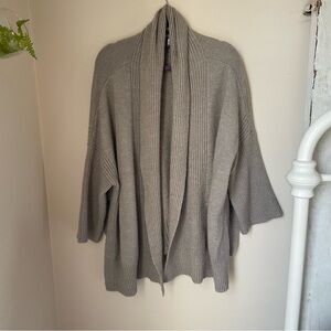 Light and stretchy cardigan. one size fits most